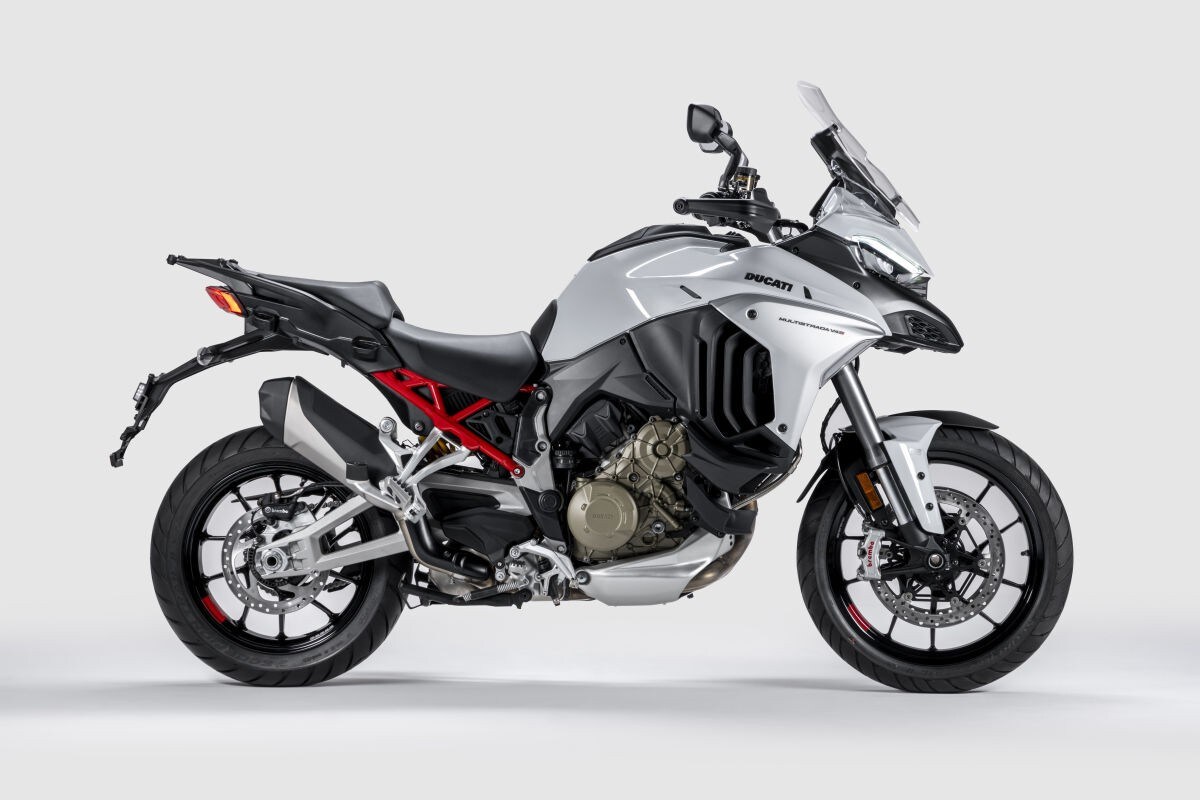 Ducati Multistrada V4: le novità nella gamma 2022